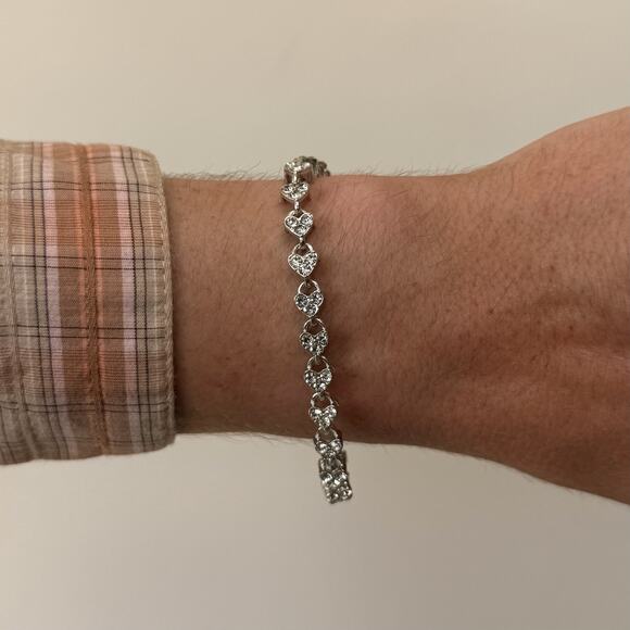 Other Jewelry - y2k essential silver jewel heart chain bracelet